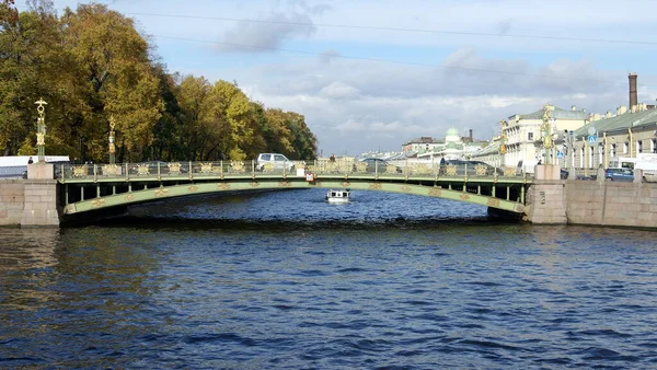 Ponte Panteleymonovskiy Sobre Rio Fontanka Confluência Moyka Fontanka Pelo Jardim — Fotografia de Stock