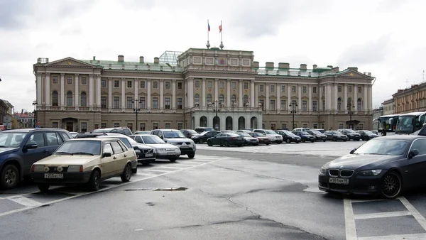 マリリンスキー宮殿 サンクトペテルブルク市議会の現在の席 ロシア サンクトペテルブルク 10月14 2011 — ストック写真