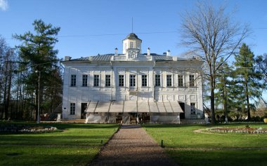 18. yüzyılın sonlarında Viaziomy 'deki malikane, Golitsyn, Golitsyno, Moskova Oblastı' nın eski mülkü, Rusya - 22 Ekim 2011