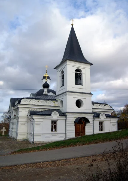 Kostel Vzkříšení Postavený Koncem Století Byzantském Stylu Tarusa Kaluga Oblast — Stock fotografie