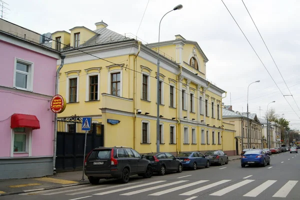 Restored Classic 19Th Century City Manors Pyatnitskaya Street Zamoskvorechye District — Stock Photo, Image