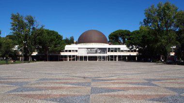 Calouste Gulbenkian Planetarium, Belem, Lizbon, Portekiz - 18 Eylül 2021