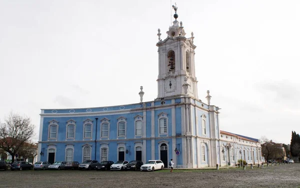 Antiguos Camarotes Sirvientes Del Palacio Queluz Con Torre Del Reloj —  Fotos de Stock