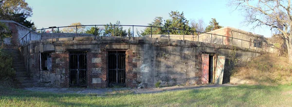 Nine Gun Battery Wracked Storehouse Fort Hancock Elhagyott Tengerparti Tüzérségi — Stock Fotó