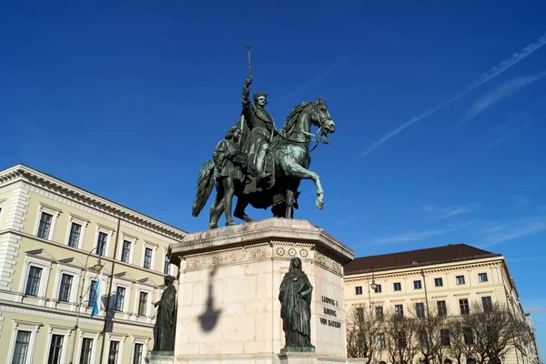 Monumento Rey Luis Gran Estatua Ecuestre Bronce Odeonsplatz Creado 1862 — Foto de Stock