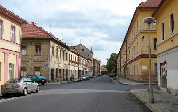 Scena Uliczna Klasycznymi Kamienicami Skrzyżowanie Ulic Palackeho Holeho Widok Południe — Zdjęcie stockowe