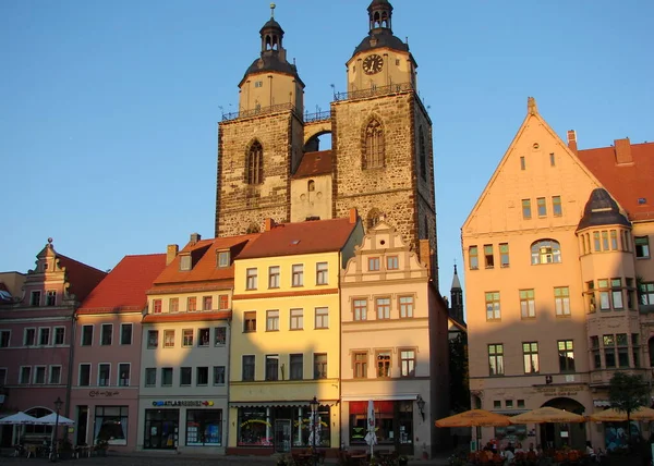 Πλατεία Αγοράς Μεσαιωνικά Σπίτια Και Stadtkirche Wittenberg Πόλη Και Ενοριακή — Φωτογραφία Αρχείου