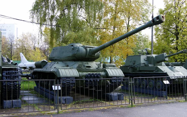 Era Sovietica Ww2 Heavy Tank Parte Dell Esposizione All Aperto — Foto Stock