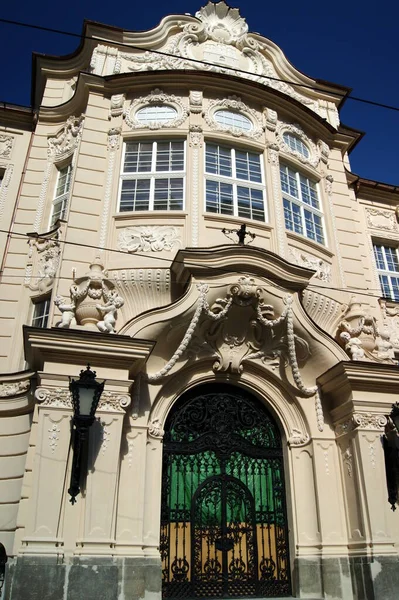 Reduta Bratislava Barokke Concertzaal Gebouwd 1773 Decoraties Van Gevel Gedeeltelijk — Stockfoto