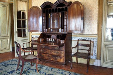 Kraliçe 'nin Çalışma Odası, Queluz Ulusal Sarayı İçişleri, Portekiz Kraliyet Ailesi' nin eski 18. yüzyıl yazlık ikametgahı, Queluz, Lizbon, Portekiz - 23 Aralık 2021