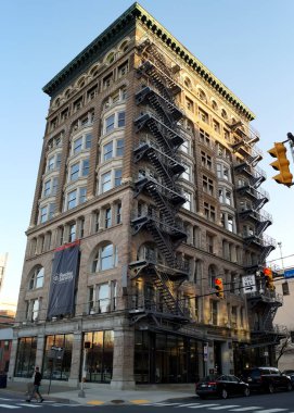 Scranton şehir merkezindeki erken bir gökdelen olan Mears Binası 1896 'da Rönesans Diriliş tarzı Scranton, PA, ABD - 7 Nisan 2021