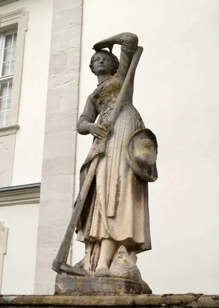Fille Paysanne Houe Sculpture Baroque Dans Cour Intérieure Schloss Fasanerie — Photo