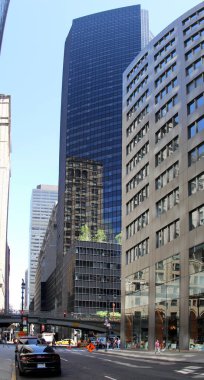 Şehir merkezinde gökdelenler, E41. Cadde 'den Park Avenue' ye doğru manzara, panoramik çekim, New York, New York, ABD - 5 Haziran 2022