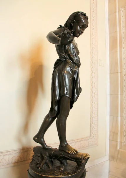 Frolicsome Girl Rezvushka Matvei Chizhov Bronze Sculpture 1873 New York — Stock Photo, Image