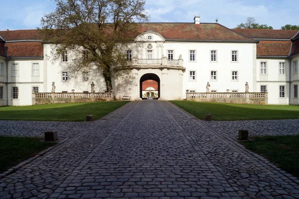 Schloss Fasanerie Paleiscomplex Uit 17E Eeuw Nabij Fulda Binnenplaats Poort — Stockfoto