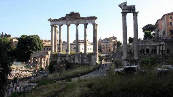 Roman Forum Forum Romanum Colonnade Temple Saturn Path Capitoline Hill — Fotografia de Stock