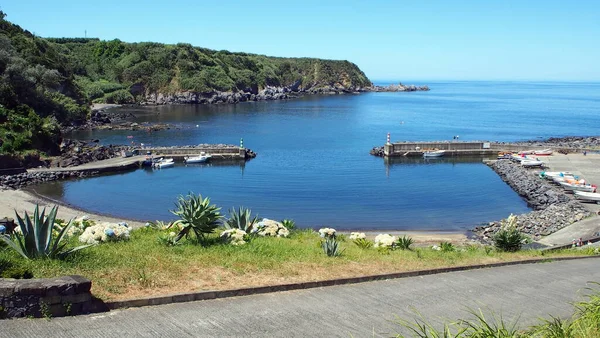 Fishing Port Coastal Cliffs Porto Formoso Sao Miguel Azores Portugal — 图库照片