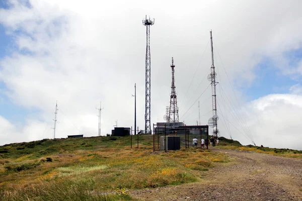 Communications Station Antennae Top Summit Serra Santa Barbara Highest Point — ストック写真