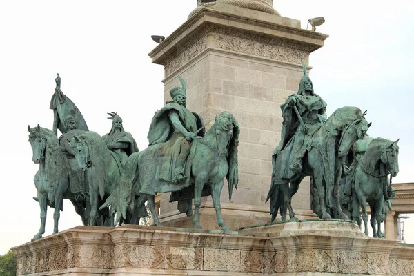 Legendary Chieftains Hungarian Detalhe Grupo Escultórico Monumento Milênio Budapeste Hungria — Fotografia de Stock