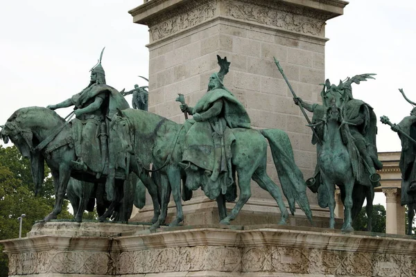 Chefs Légendaires Hongrois Détail Groupe Sculptural Monument Millénaire Budapest Hongrie — Photo