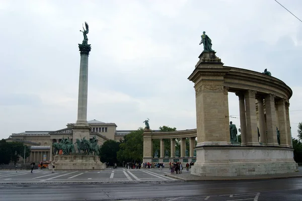 Millenniumi Emlékmű Hősök Terén Budapest 2011 Június — Stock Fotó