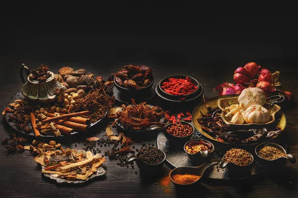 Variétés Épices Indiennes Chinoises Compris Coriandre Cumin Condiment Paprika Curcuma — Photo