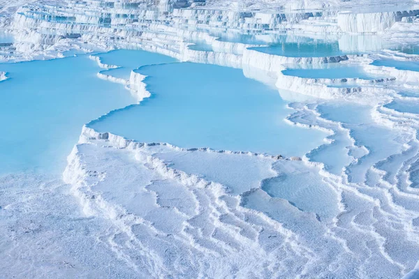 Krajina Scenérie Přírodních Travertinových Bazénů Teras Pamukkale Bavlněný Zámek Jihozápadním — Stock fotografie