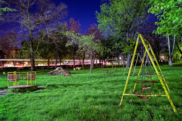 Park i natten — Stockfoto