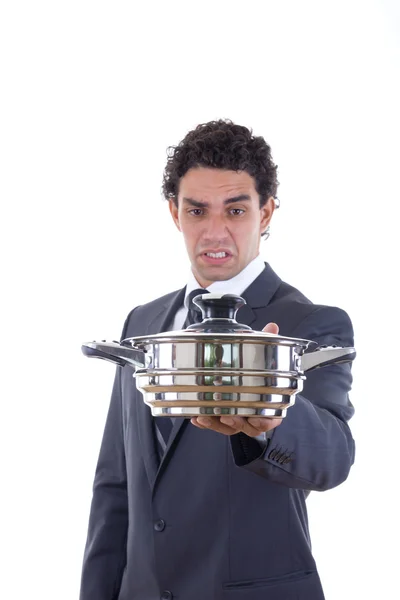 Uomo guardando pentola per cucinare con espressione — Foto Stock