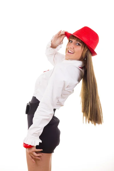 Modelo femenino con el sombrero rojo sonriendo — Foto de Stock