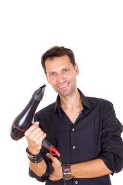 saç kurutma makinesi ile gülümseyen erkek Kuaför