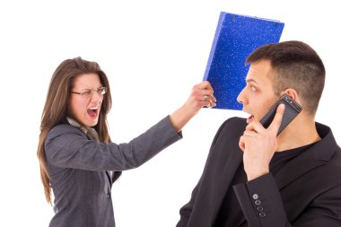 bir yalan ve kadın çığlığı yakalanan adam