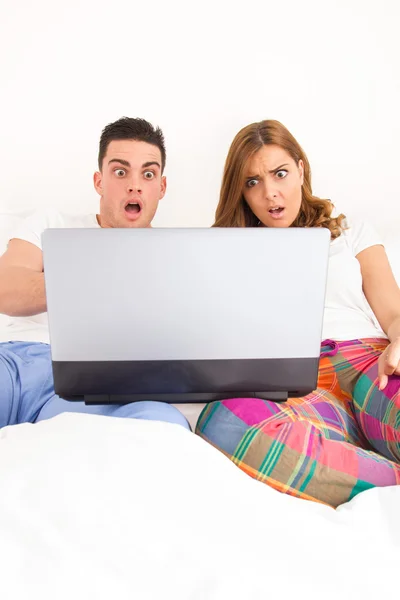 Couple watching horor movie — Stock Photo, Image