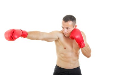 kaslı erkek boxer düz bir whit karşı isabet yan görünüm