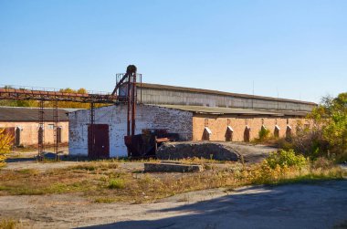 Ukrayna, Dashev 'deki terk edilmiş değirmen binalarının fotoğrafları.