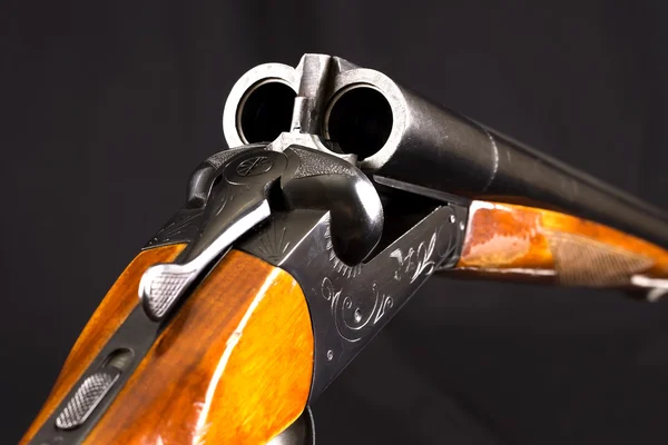 Opened double-barrelled hunting gun — Stock Photo, Image