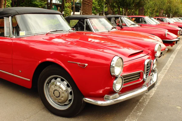 Recolección de coches rojos antiguos —  Fotos de Stock