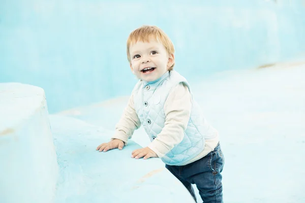 Cute little boy smiling — Stock Photo, Image