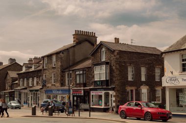 İngiltere 'de binalar ve sokaklar. Windemere İngiltere 08 Mayıs 2022