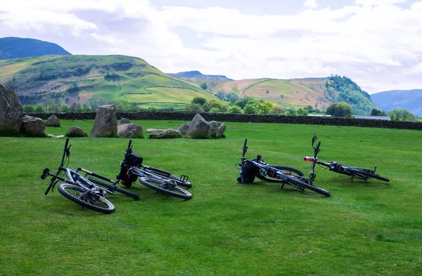 Rowery Zielonych Wzgórzach Anglii — Zdjęcie stockowe