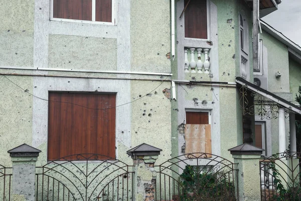 Зруйнований Будинок Україні Російська Агресія — стокове фото