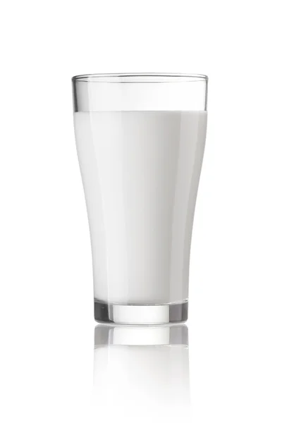 Frischmilch im Glas — Stockfoto