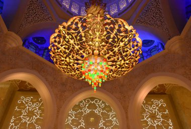 sheikh zayed camide avize