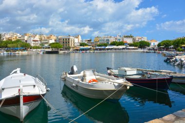 agios nikolaos, Yunanistan, Girit vulismeni gölde tekne