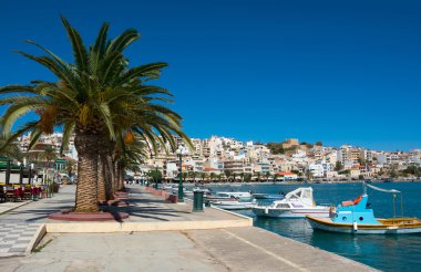 sitia Yunan balıkçı tekneleri.