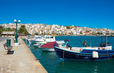 sitia Yunan balıkçı tekneleri.