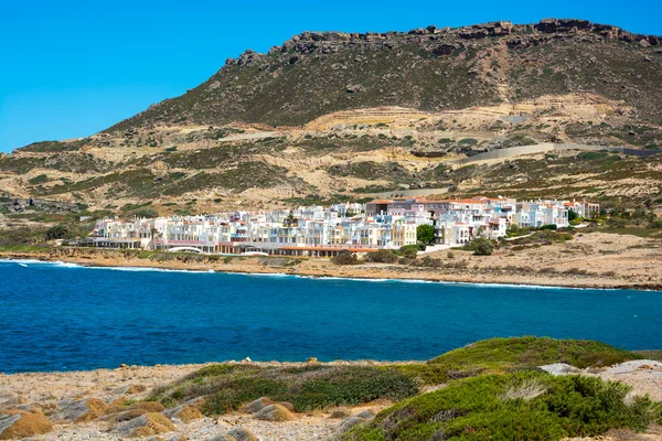 Case colorate de-a lungul coastei Mării Egee . — Fotografie, imagine de stoc
