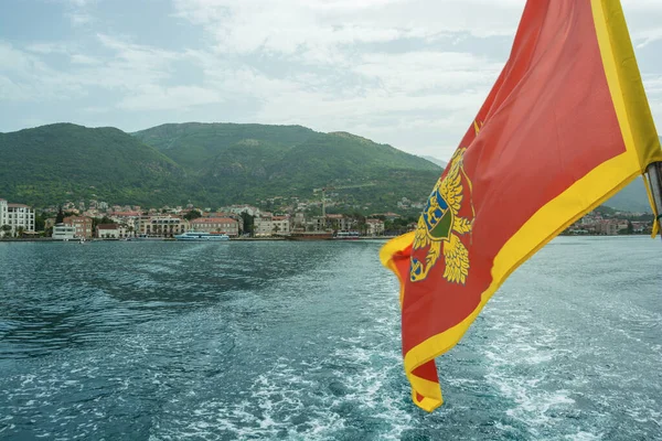 Montenegro Flag View Budva Sea Coastline — Stock Photo, Image