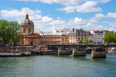 Editorial. June, 2022. Paris, France.. The Pont des Arts looking towards the Institut de France