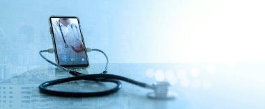 Tele tıp konsepti, tıbbi doktor internet üzerinden hastayla internet danışma teknolojisiyle iletişim kuruyor..